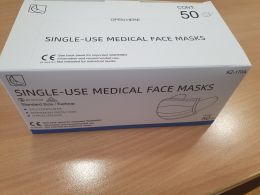 Maseczki ochronne trójwarstwowa Certyfikat CE 50 szt.